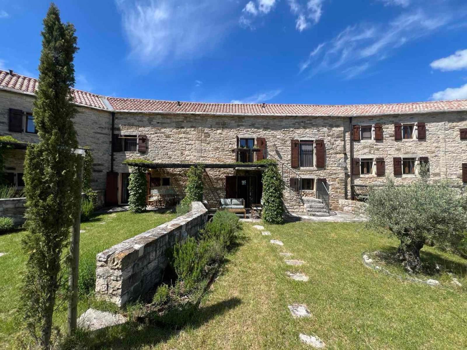 Villas Martincici with large pool Grožnjan Exterior foto